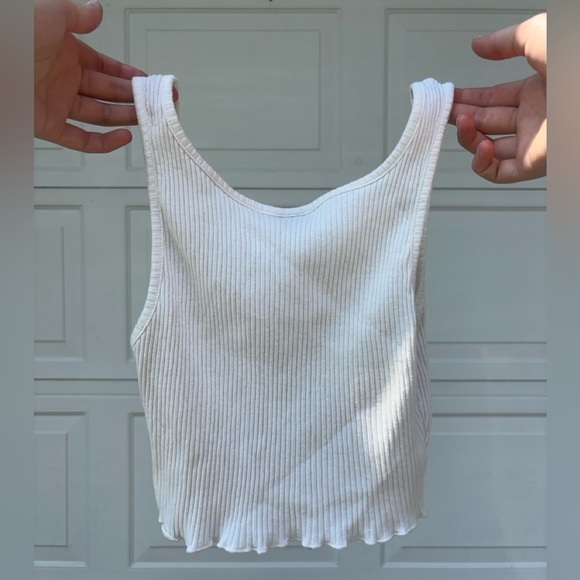 SHEIN Spoiled Sun Cropped Tank
Size US Women’s Small - Picture 2 of 2